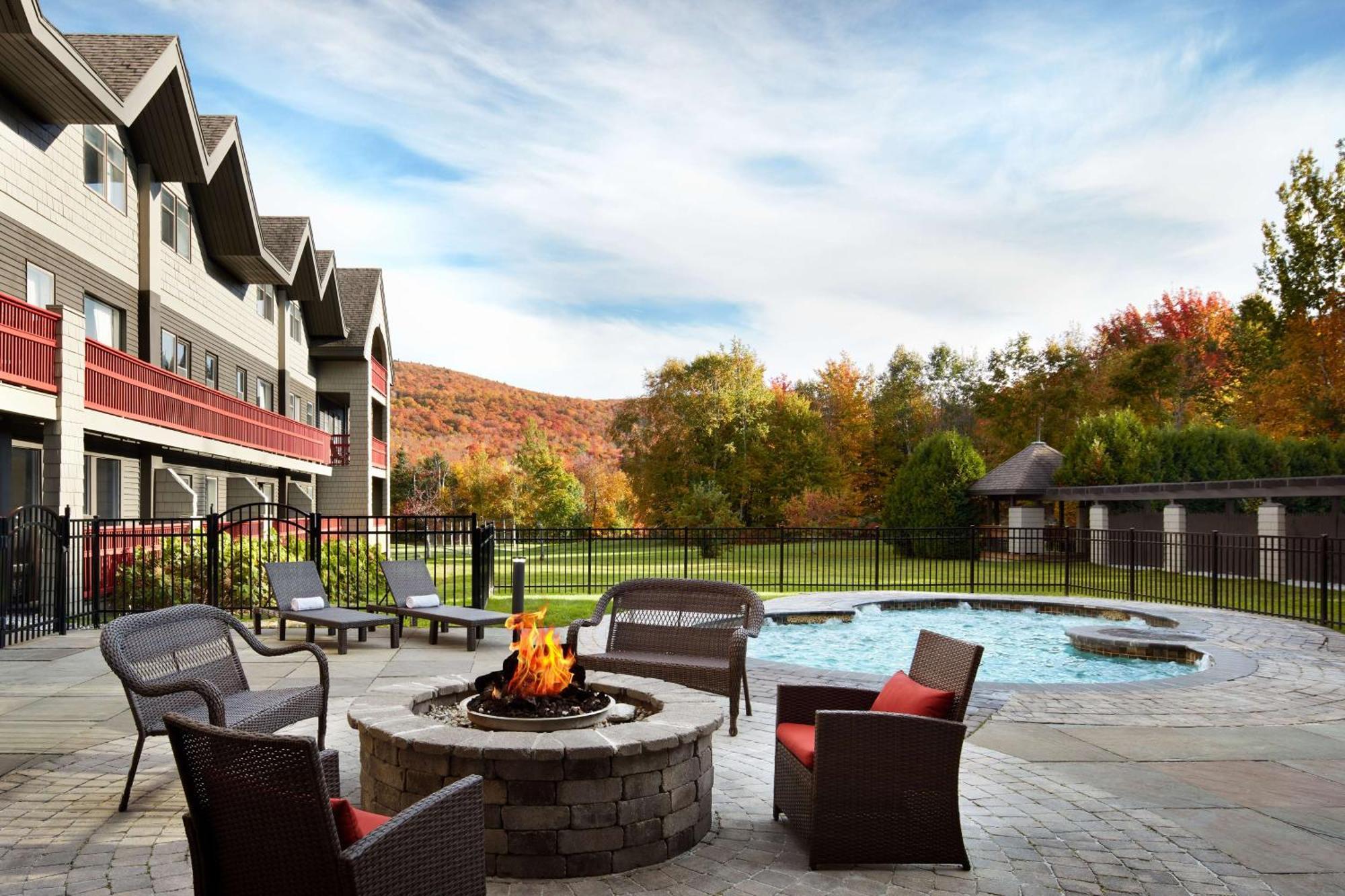 Killington Mountain Lodge, Tapestry Collection By Hilton Bagian luar foto